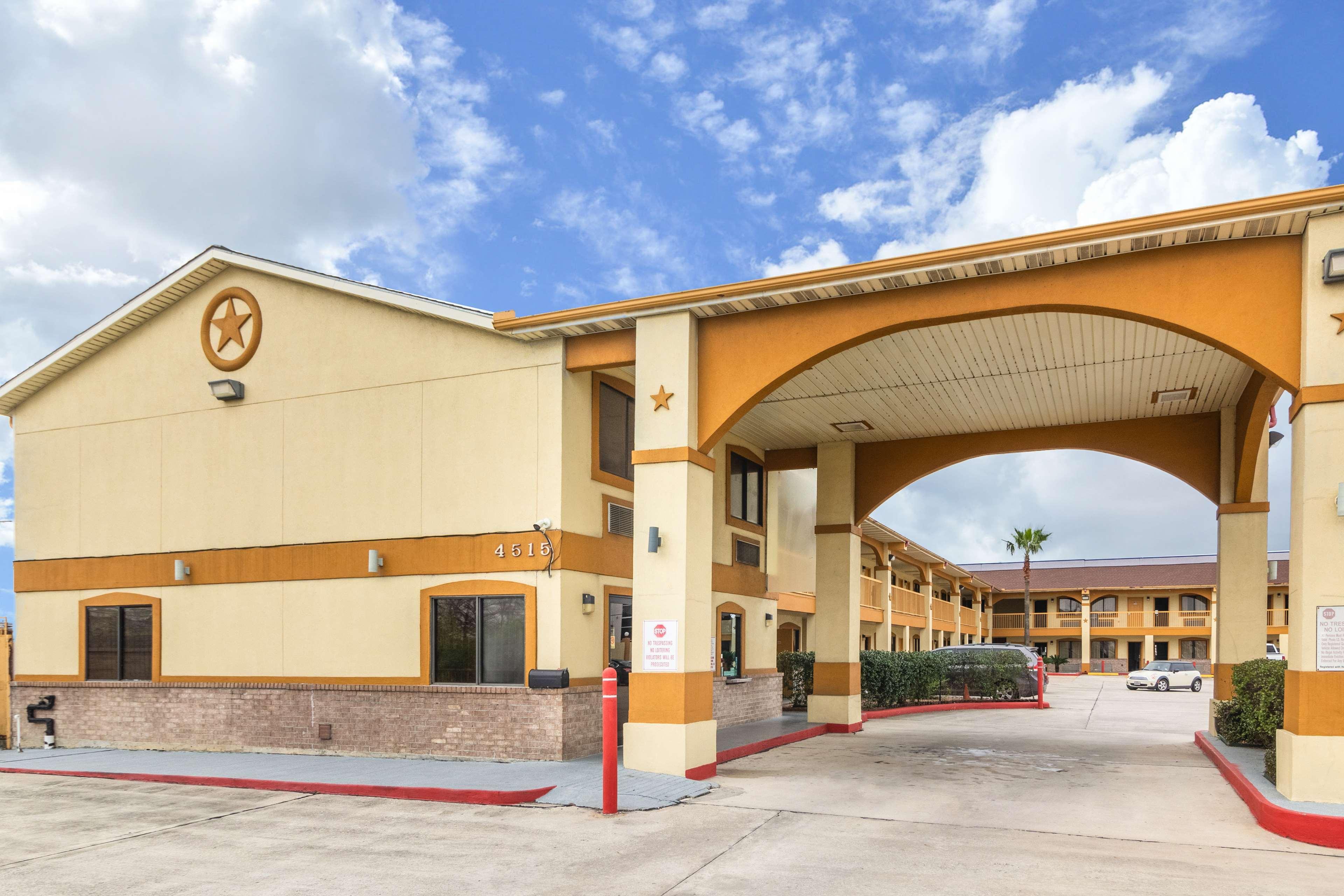 Hotel Dan Inn Uberaba & Convencoes By Nacional Inn Exteriér fotografie