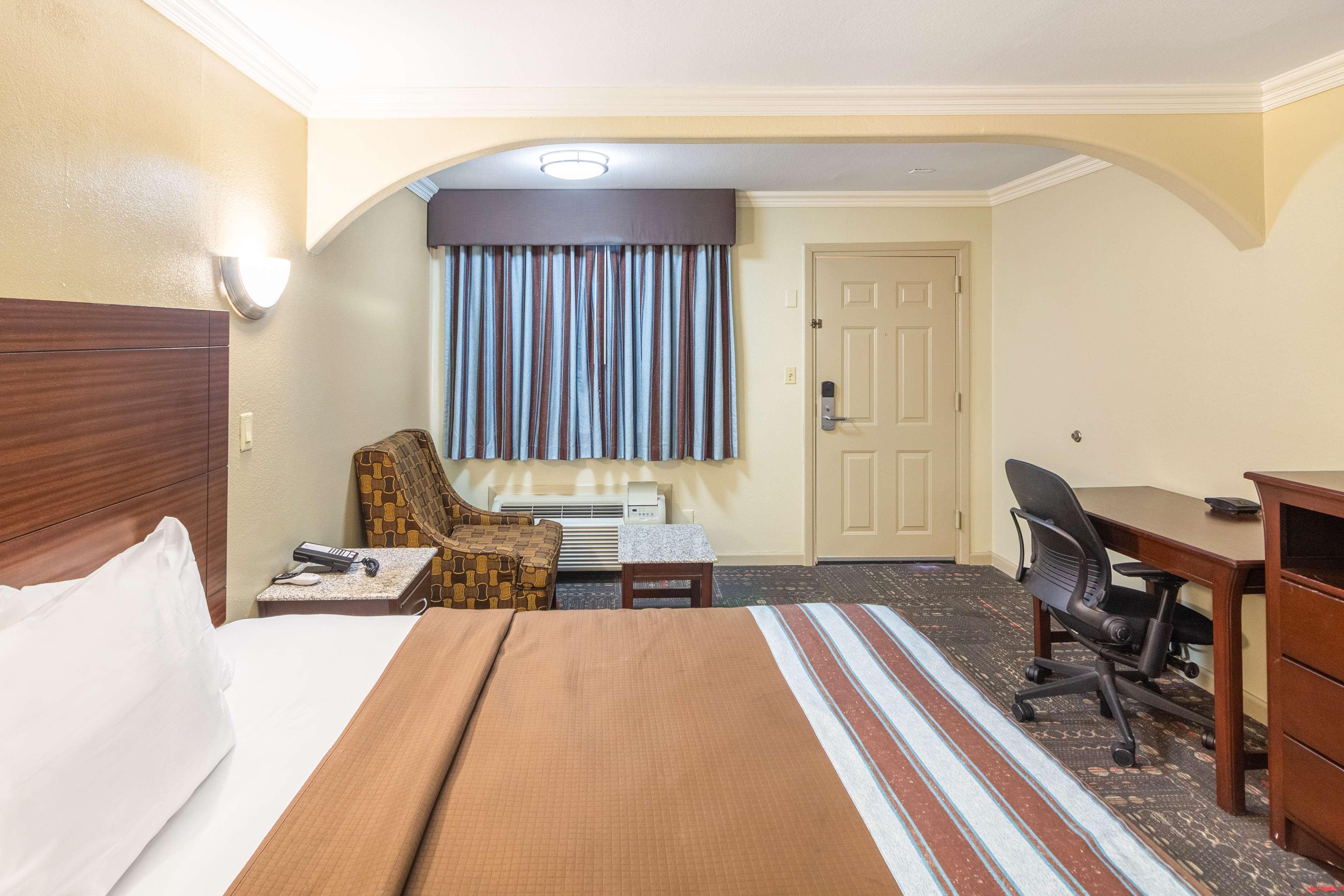 Hotel Dan Inn Uberaba & Convencoes By Nacional Inn Exteriér fotografie